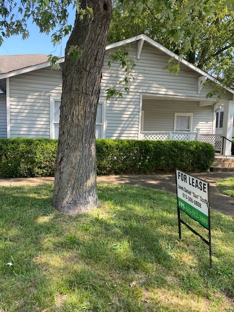 2000A 18th Avenue South